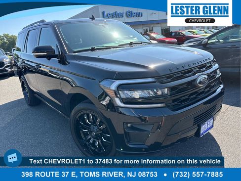 Used 2024 Ford Expedition Limited AWD/4WD image 1