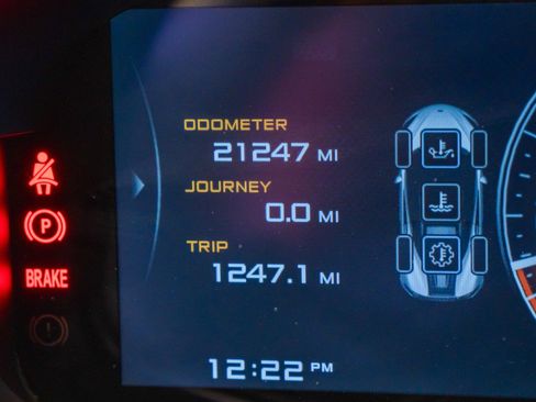 Used 2018 McLaren 570S Spider image 19