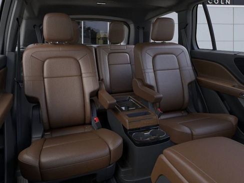 New 2026 Lincoln Aviator Reserve image 11