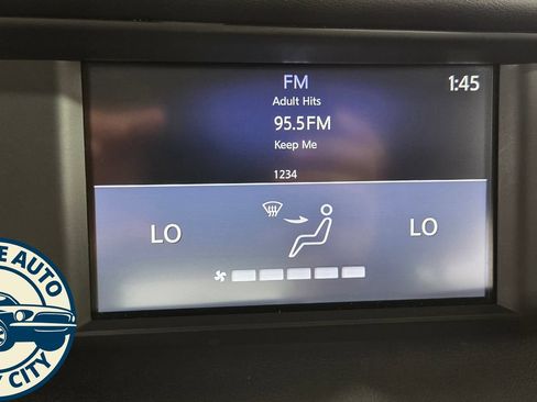 Used 2018 INFINITI QX30 AWD image 14