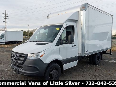 New 2024 Mercedes-Benz Sprinter 4500 image 1