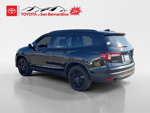 Used 2022 Honda Pilot Black Edition image 3