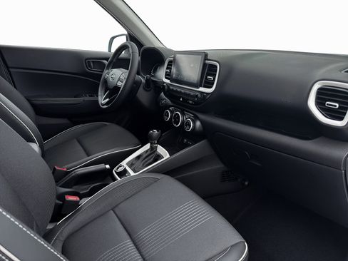 New 2026 Hyundai Venue SEL FWD image 15