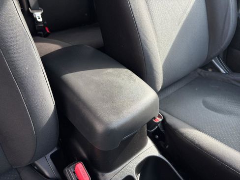 Used 2015 Mitsubishi Outlander Sport ES AWD/4WD image 33