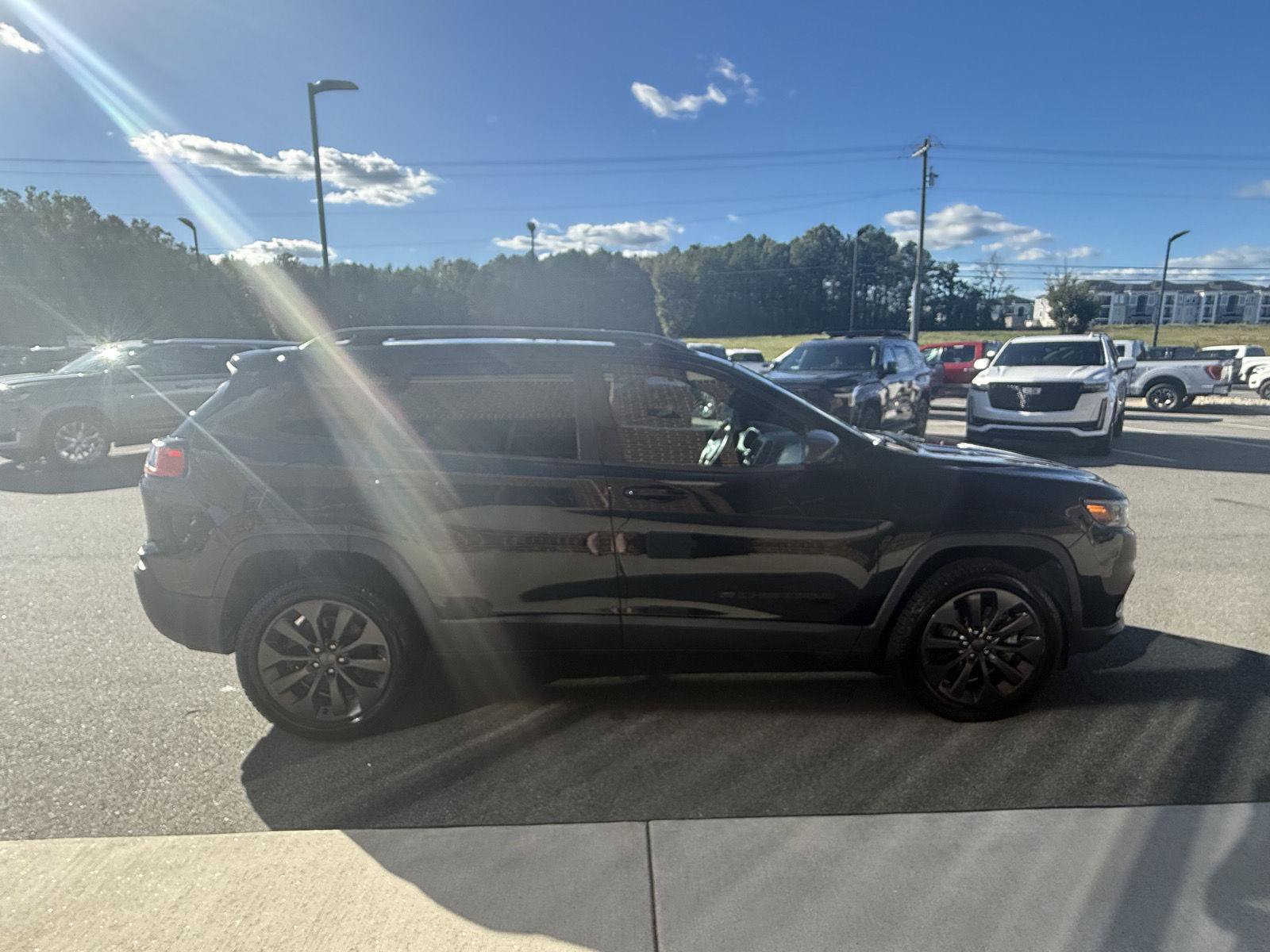 Used 2021 Jeep Cherokee Latitude Lux 80th Anniv w/ Quick Order Package 26U 80TH AWD/4WD image 31