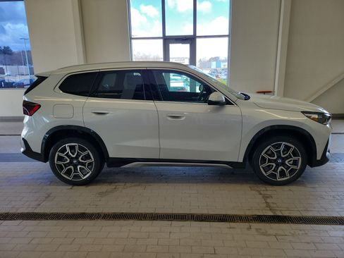 Used 2026 BMW X1 xDrive28i w/ Convenience Package AWD/4WD image 4