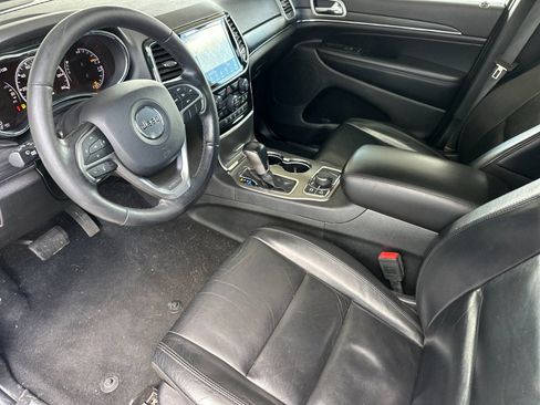 Used 2021 Jeep Grand Cherokee Limited AWD/4WD image 10