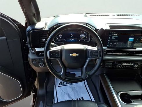 Used 2025 Chevrolet Silverado 3500 High Country w/ High Country Premium Package AWD/4WD image 14