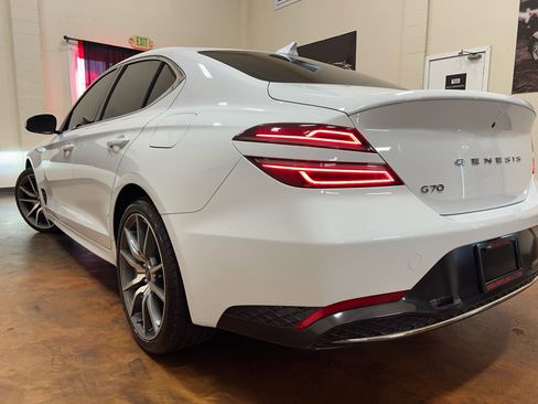 Used 2023 Genesis G70 2.0T image 37