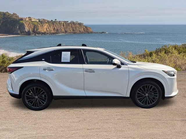 Used 2025 Lexus RX 350h w/ Convenience Package AWD/4WD image 4