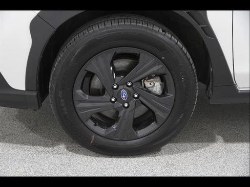 Used 2025 Subaru Crosstrek 2.0i image 21