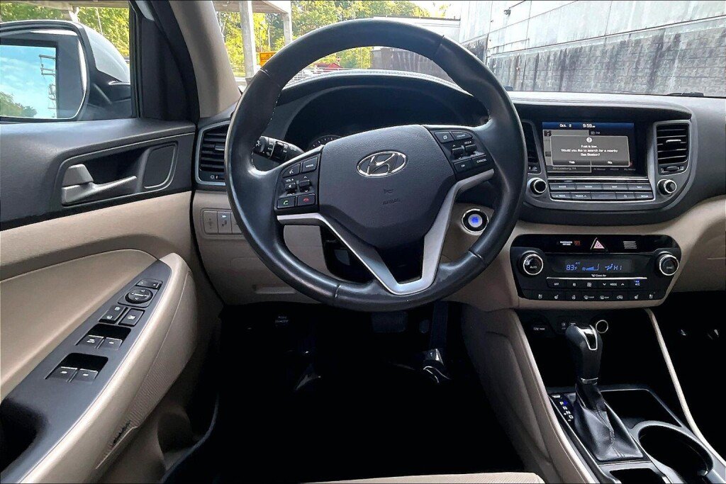 Used 2018 Hyundai Tucson Limited w/ Ultimate Package 02 AWD/4WD image 7