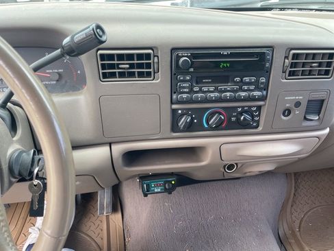 Used 2000 Ford F350 Lariat RWD image 14