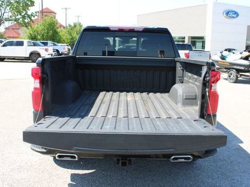 Used 2022 Chevrolet Silverado 1500 High Country w/ High Country Premium Package AWD/4WD image 7