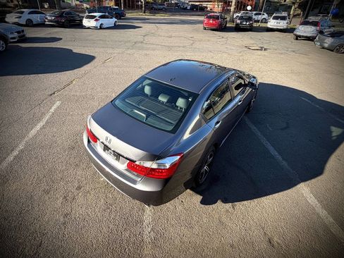 Used 2015 Honda Accord EX-L image 9