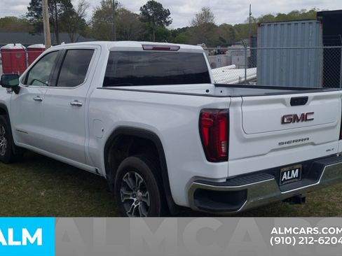 Used 2025 GMC Sierra 1500 SLT RWD image 11