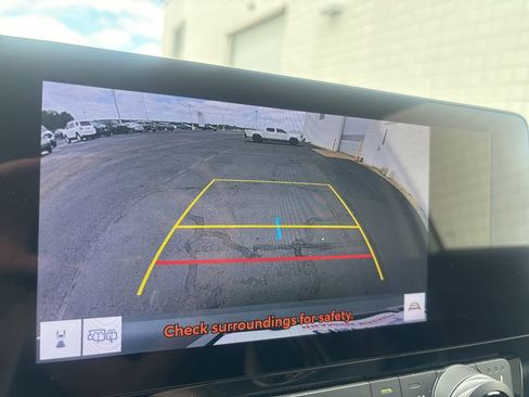 Used 2025 Toyota Grand Highlander FWD image 12