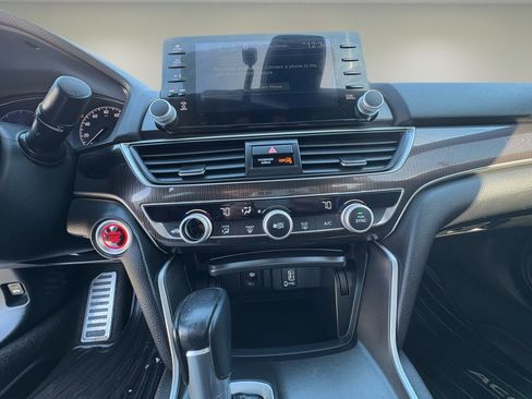 Used 2020 Honda Accord Sport image 17