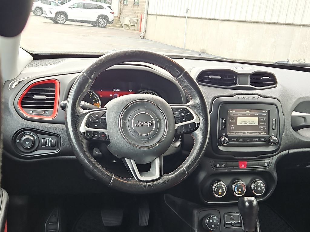 Used 2016 Jeep Renegade Trailhawk AWD/4WD image 15