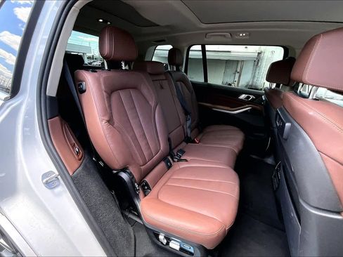 Used 2020 BMW X7 xDrive40i w/ Cold Weather Package AWD/4WD image 21