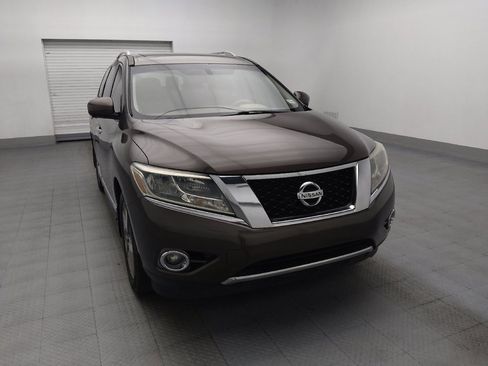 Used 2015 Nissan Pathfinder Platinum w/ Family Entertainment Package FWD image 14