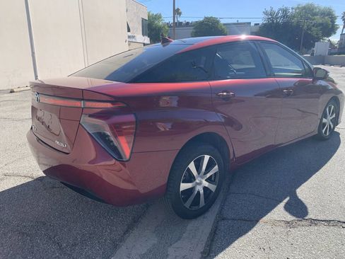 Used 2018 Toyota Mirai image 10