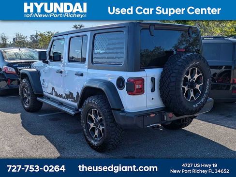 Used 2018 Jeep Wrangler Unlimited Sport S image 2