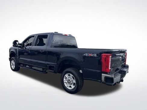 Used 2025 Ford F250 XLT w/ Snow Plow Prep Package image 3