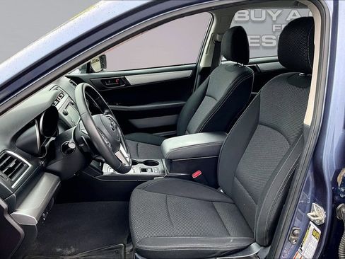 Used 2017 Subaru Outback 2.5i image 24