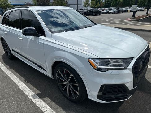 Used 2022 Audi SQ7 Prestige AWD/4WD image 4
