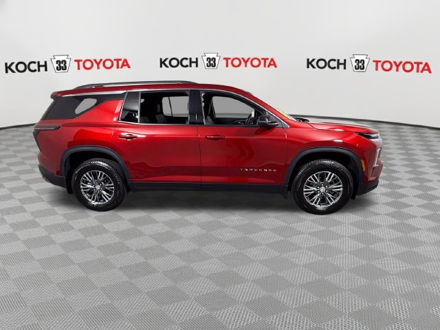 Used 2026 Chevrolet Traverse LT w/ LPO, Floor Liner Package AWD/4WD image 9