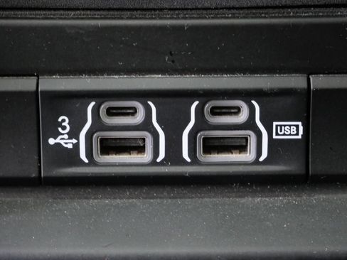 Used 2019 RAM 1500 Big Horn RWD image 26