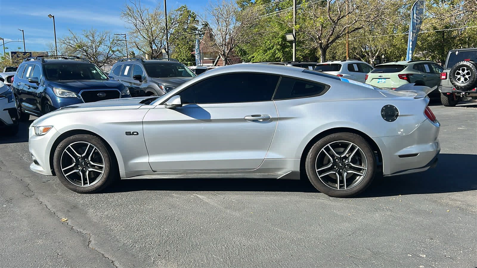 Used 2015 Ford Mustang GT Premium RWD image 8
