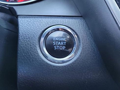 Used 2018 Toyota Camry XSE FWD image 16