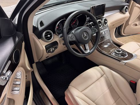 Used 2017 Mercedes-Benz GLC 300 image 21
