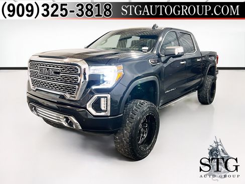 Used 2020 GMC Sierra 1500 Denali w/ Denali Ultimate Package AWD/4WD image 1