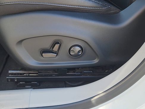 Used 2024 Jeep Compass Limited AWD/4WD image 9