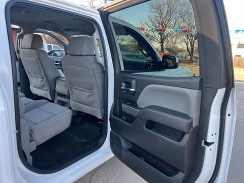 Used 2017 Chevrolet Silverado 1500 LT w/ All Star Edition image 18