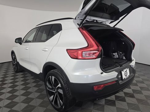 Certified 2023 Volvo XC40 B5 Plus w/ Driver Assist Package image 10