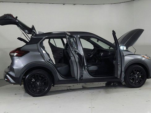Certified 2024 Nissan Kicks SR w/ SR Premium Package FWD image 15