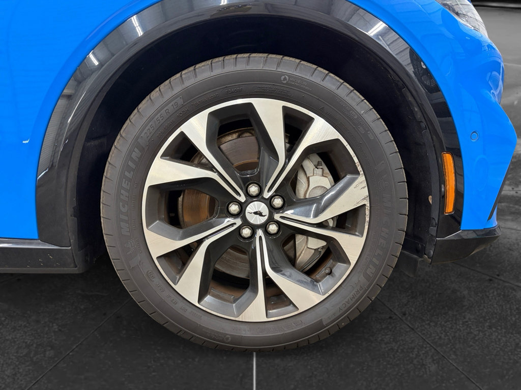 Used 2023 Ford Mustang Mach-E Premium AWD/4WD image 35