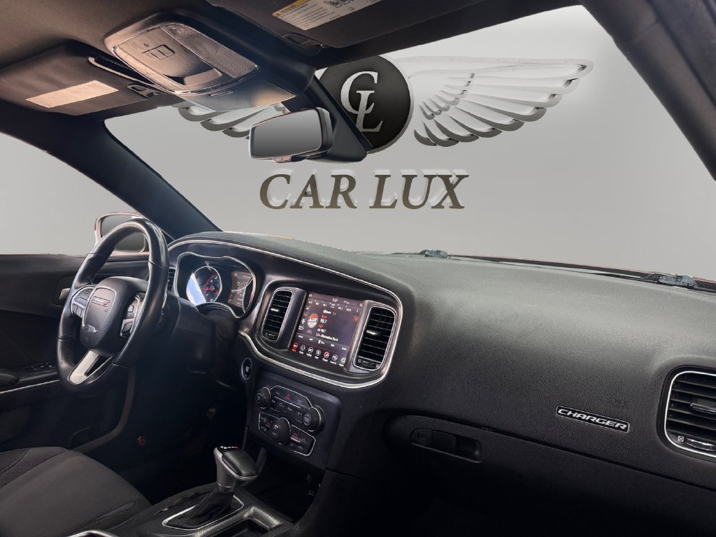 Used 2018 Dodge Charger R/T w/ Beats Audio Group RWD image 16