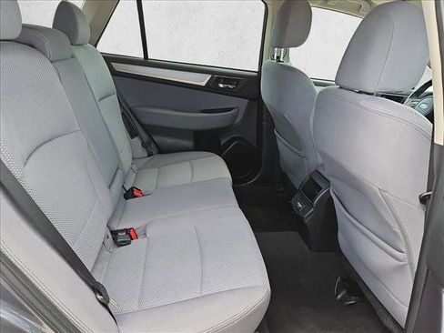 Used 2018 Subaru Outback 2.5i Premium AWD/4WD image 18