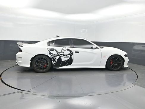 Used 2018 Dodge Charger R/T Scat Pack RWD image 26