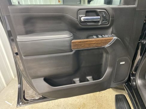 Used 2023 Chevrolet Silverado 3500 High Country w/ Z71 Off-Road Package image 30