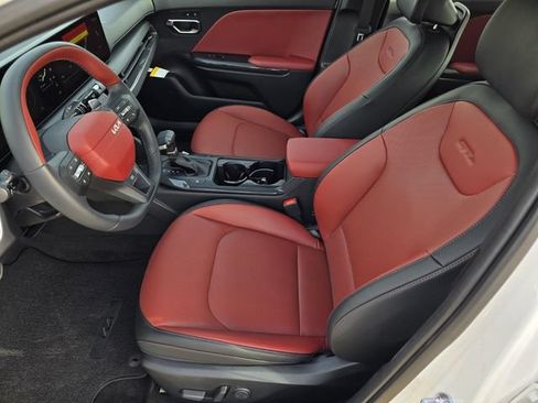 New 2026 Kia K4 GT-Line w/ GT-Line Premium Package FWD image 8