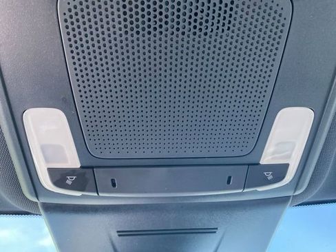 Used 2025 Honda Civic Sport image 22