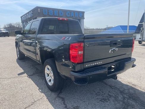Used 2018 Chevrolet Silverado 1500 LT w/ Texas Edition image 6