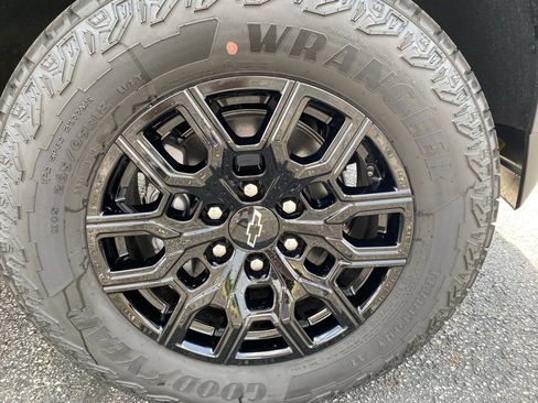 New 2025 Chevrolet Colorado Trail Boss image 28