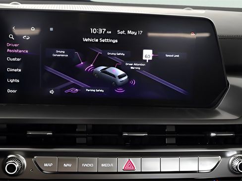 Used 2024 Kia Telluride LX image 34